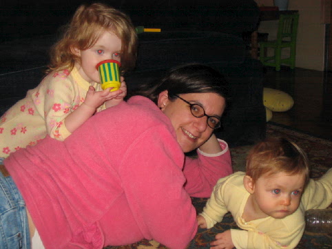 2005_02_04 Jane Bethany and Cate playing on the floor.jpg